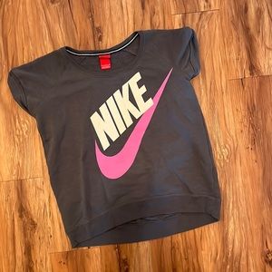 Nike short sleeve sweatshirt